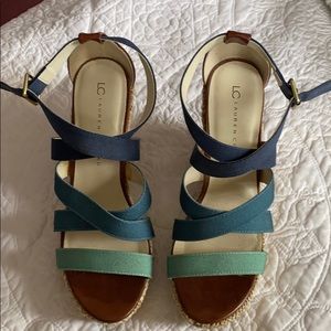 Platform sandals